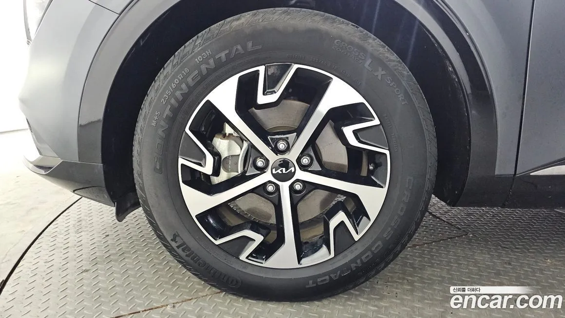 Kia Sportage — фото 7