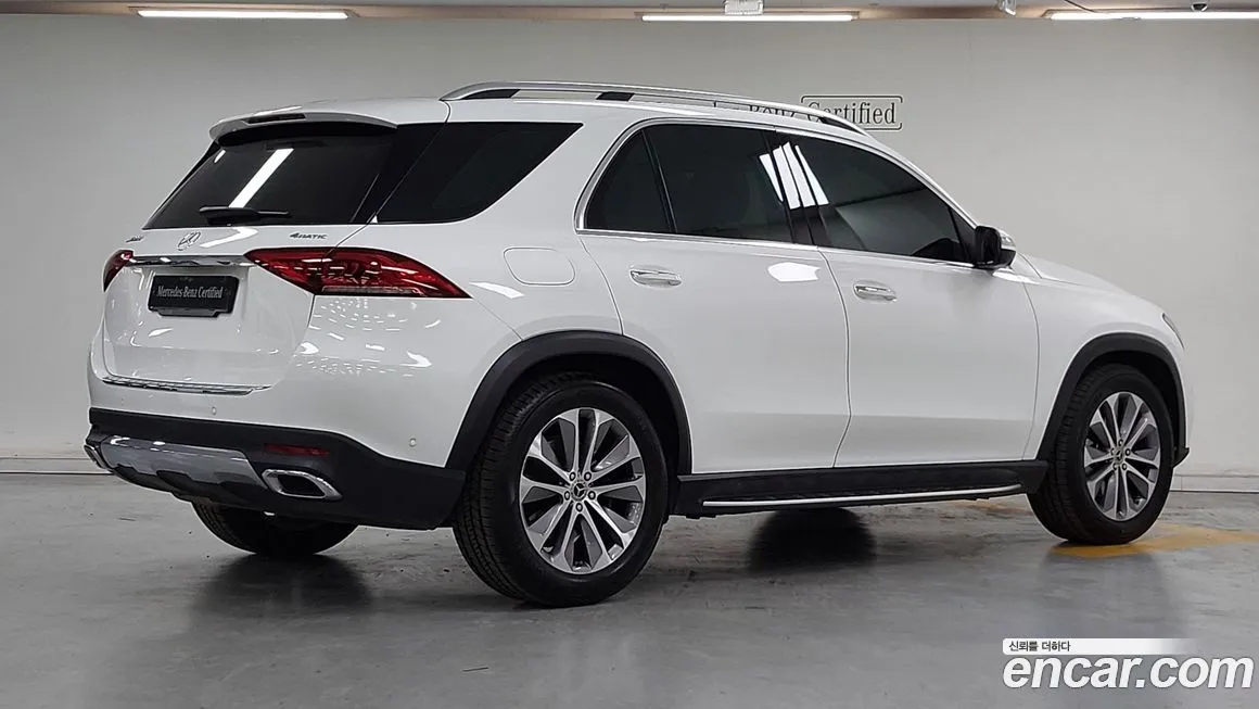 Mercedes-Benz GLE-Class — фото 6