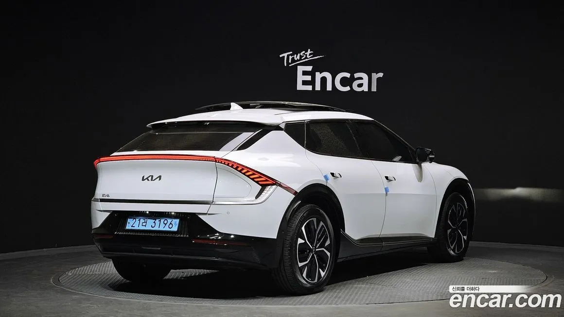 Kia EV6 — фото 2