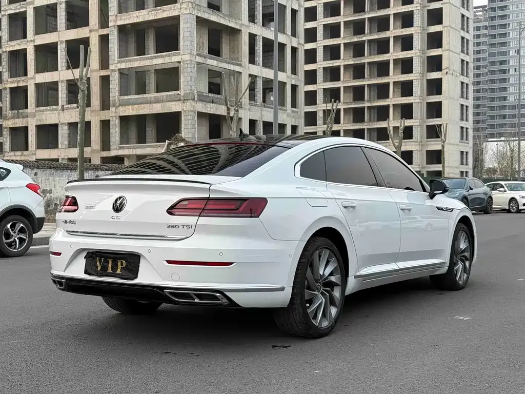 Volkswagen CC — фото 8