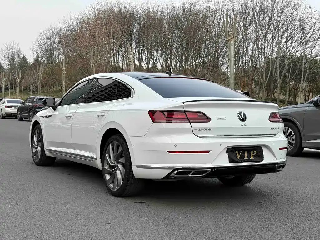 Volkswagen CC — фото 9