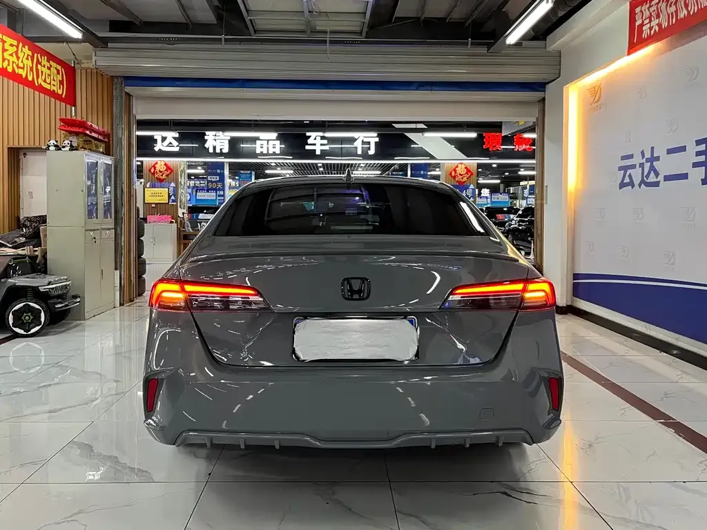 Honda Inspire — фото 10