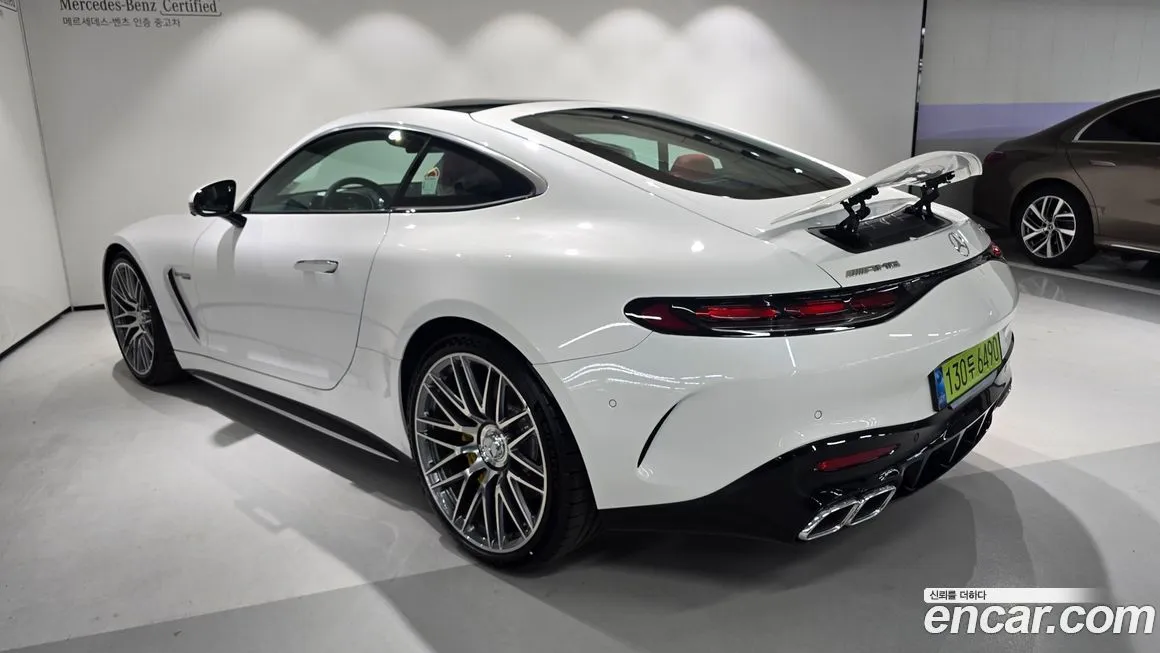 Mercedes-Benz AMG GT — фото 8