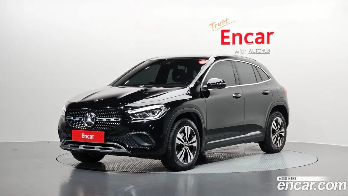 Mercedes-Benz GLA-Class — фото 1