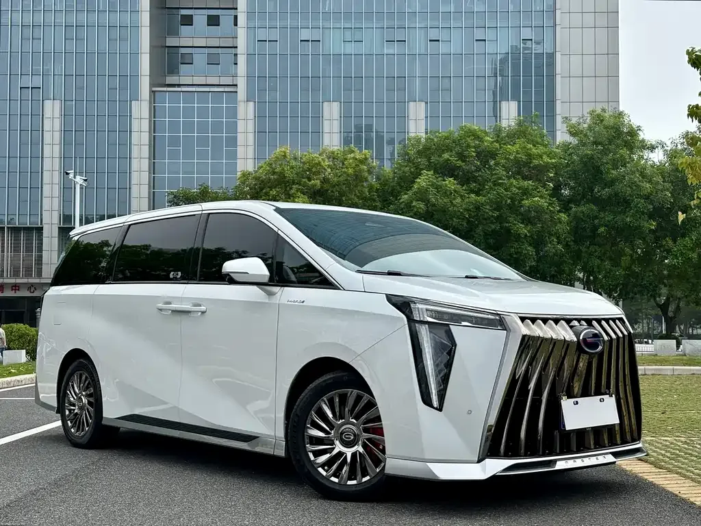 GAC Motor Trumpchi M8 — фото 7
