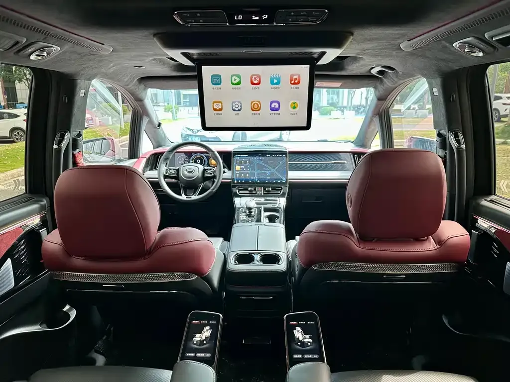 GAC Motor Trumpchi M8 — фото 5
