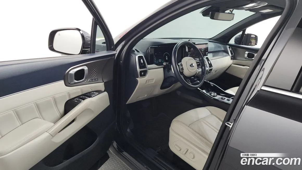Kia Sorento — фото 10