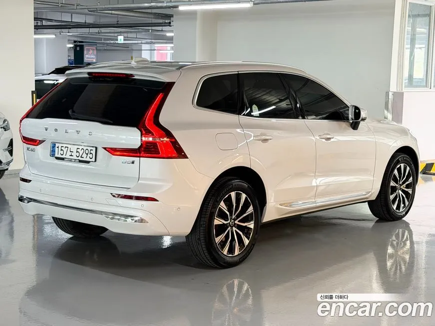 Volvo XC60 — фото 2