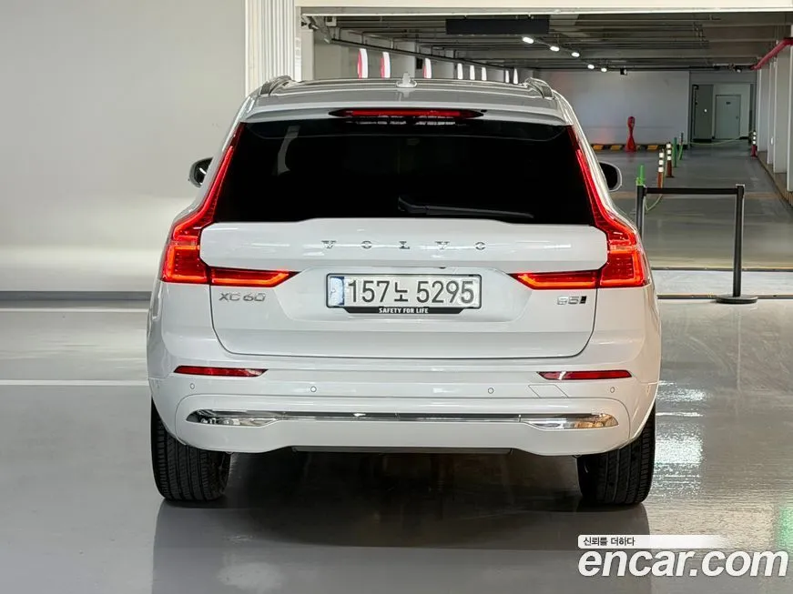 Volvo XC60 — фото 4