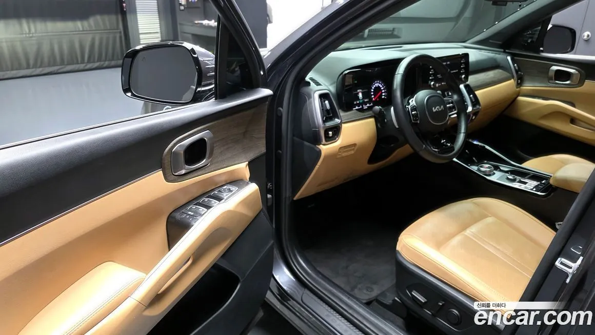 Kia Sorento — фото 9