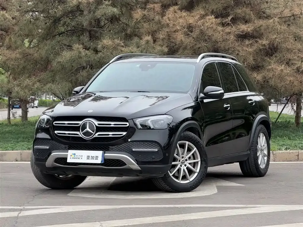 Mercedes-Benz GLE — фото 1