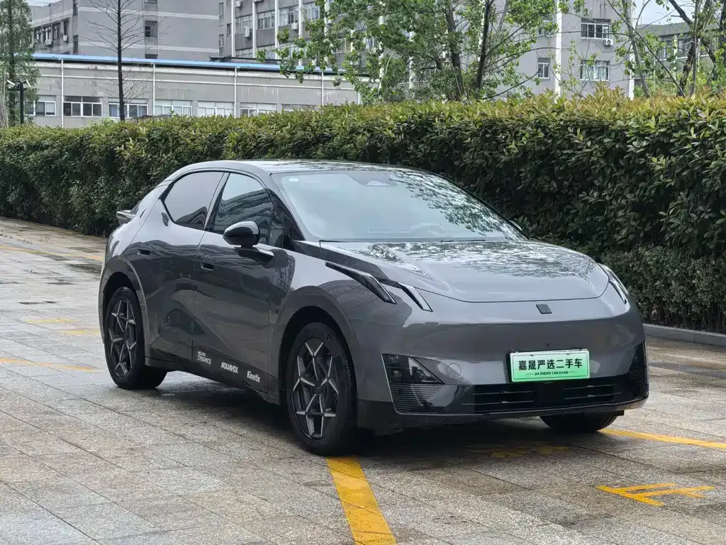 Lynk & Co Z20 — фото 10