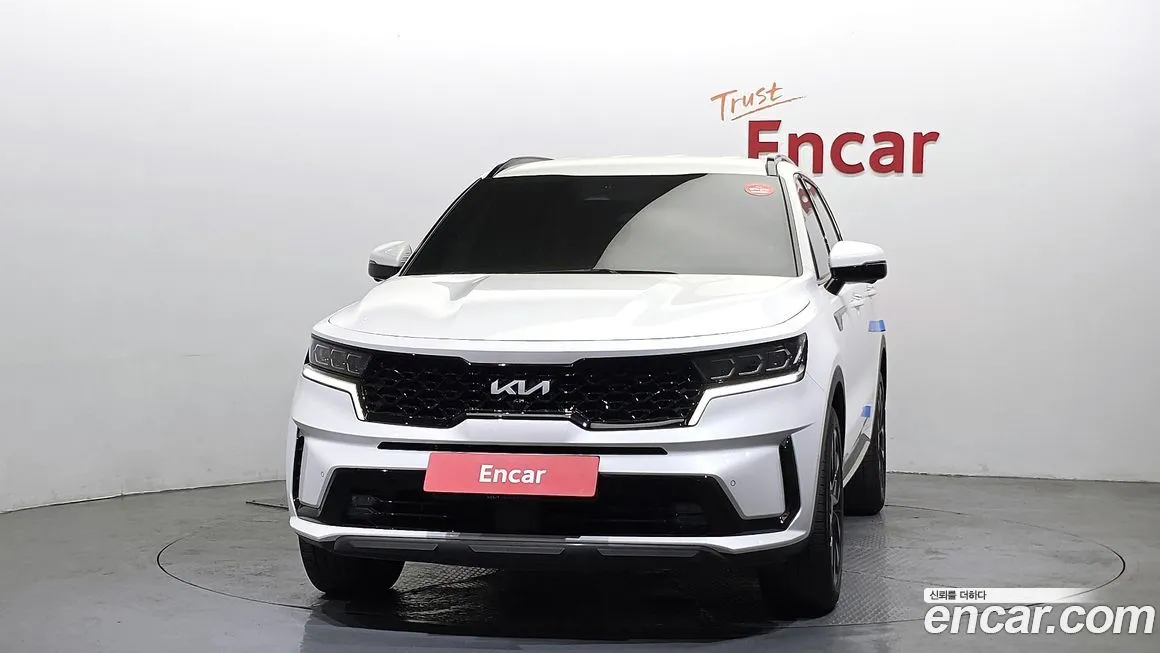 Kia Sorento — фото 5