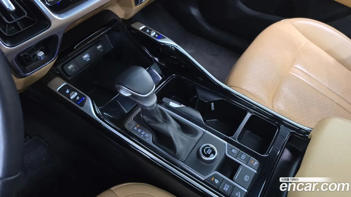 Kia Sorento — фото 9