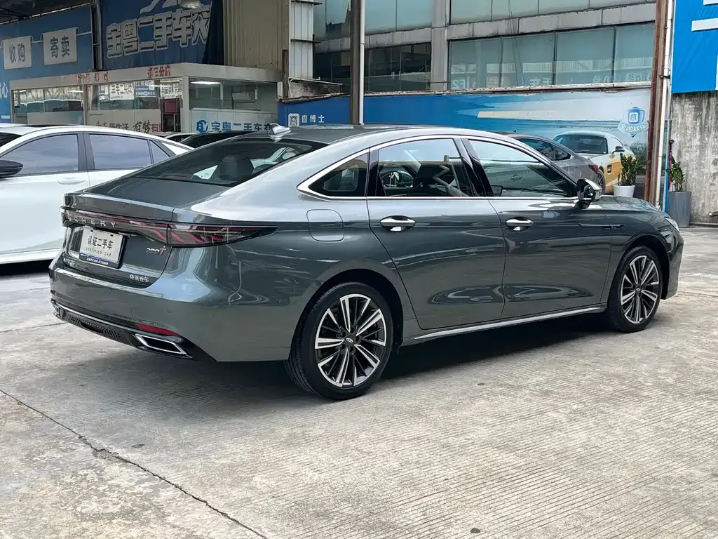 Chery Arrizo 8 PRO — фото 7