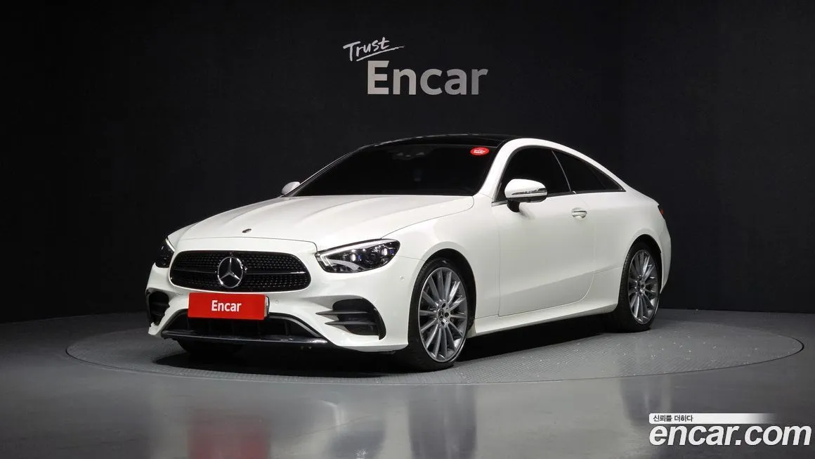 Mercedes-Benz E-Class — фото 1