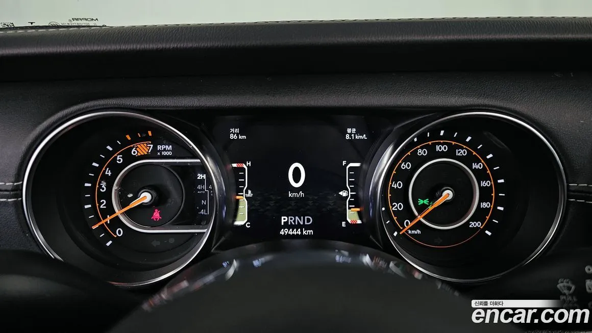 Jeep Wrangler — фото 2