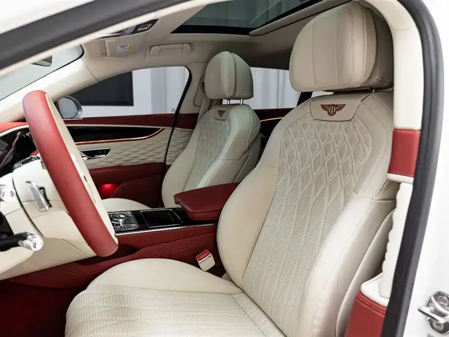 Bentley Flying Spur PHEV — фото 2