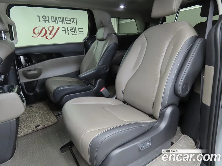 Kia Carnival — фото 2