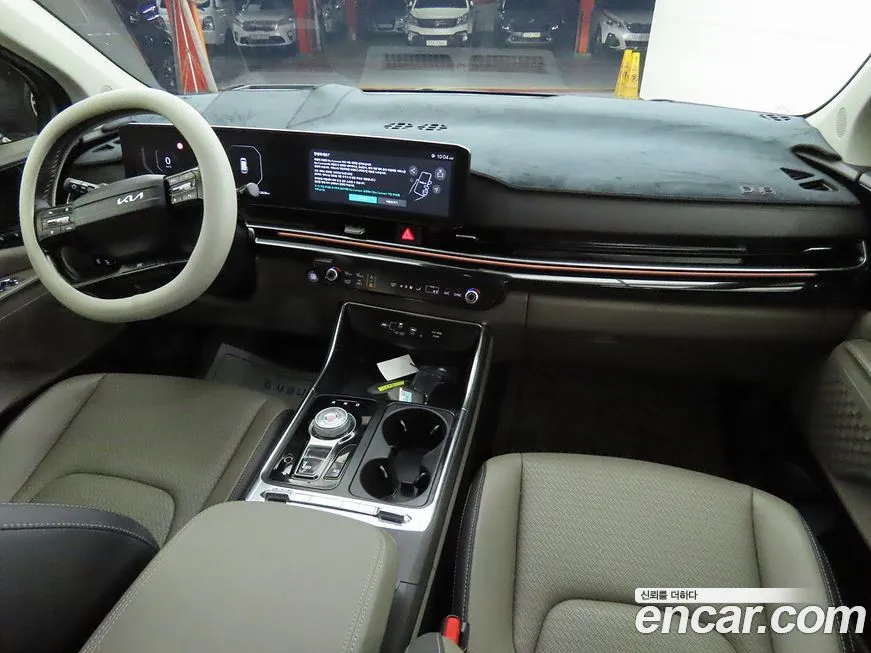 Kia Carnival — фото 10