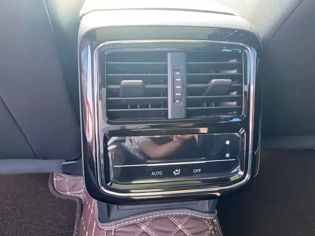 Volkswagen Passat — фото 9