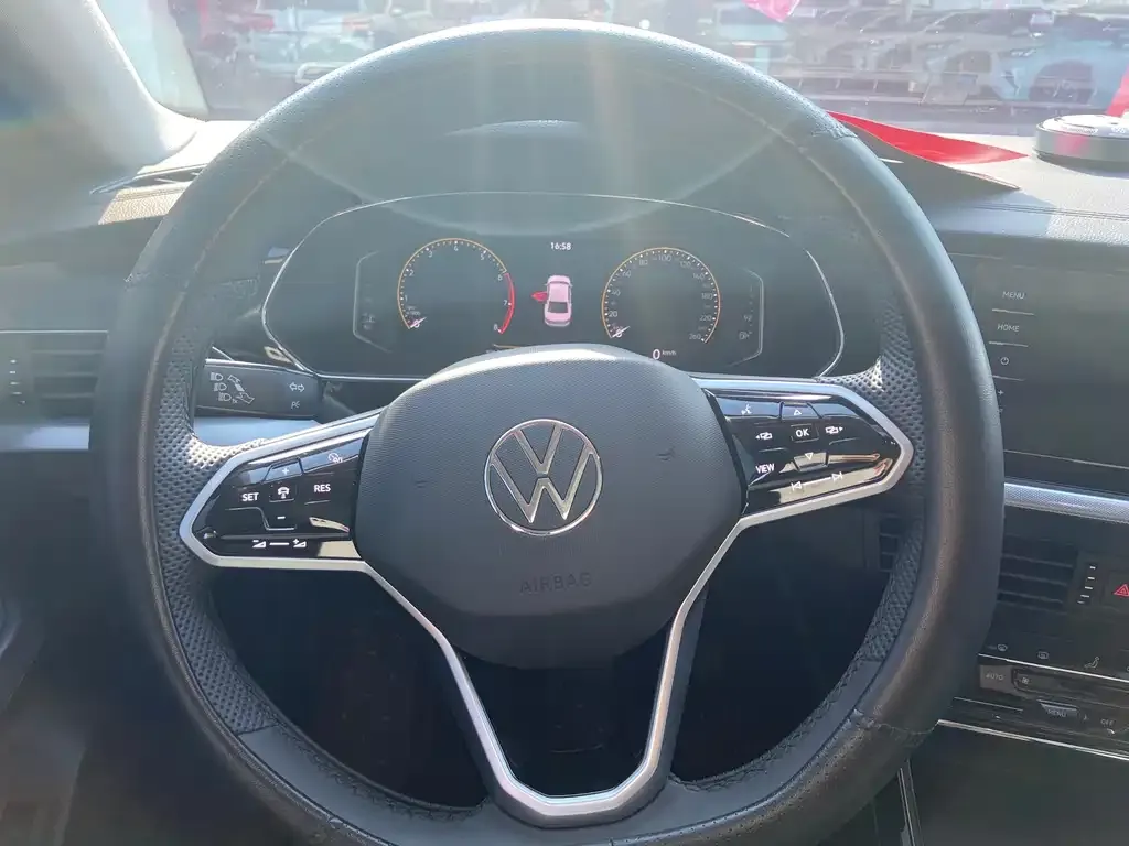 Volkswagen Passat — фото 2