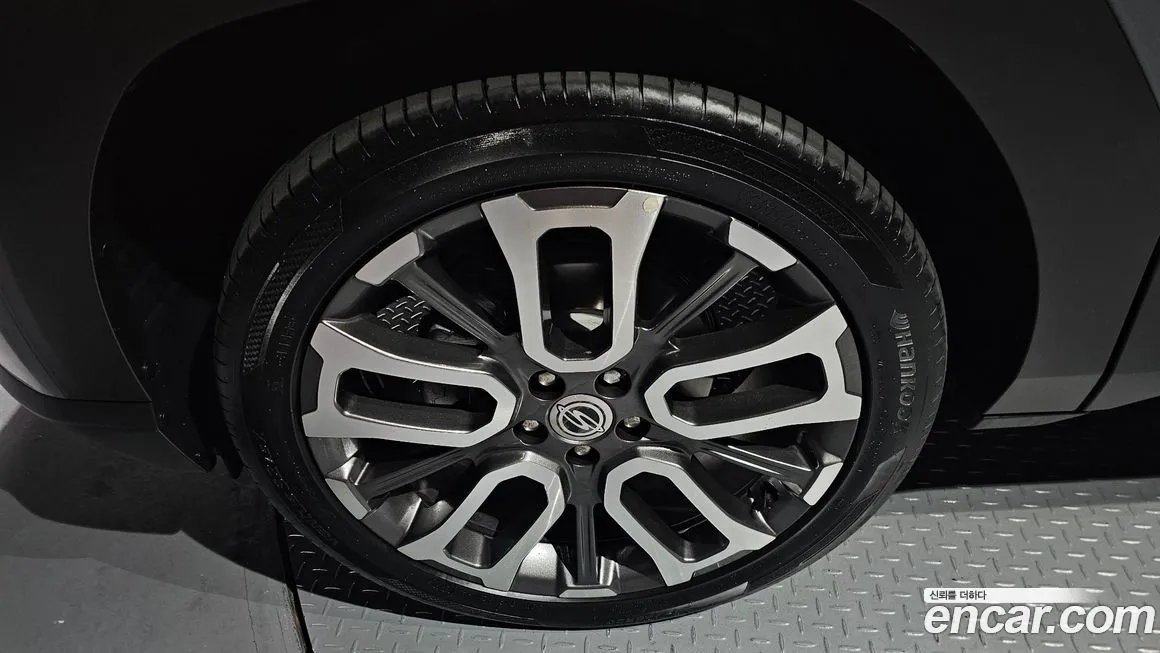 KG Mobility (Ssangyong) Torres — фото 3