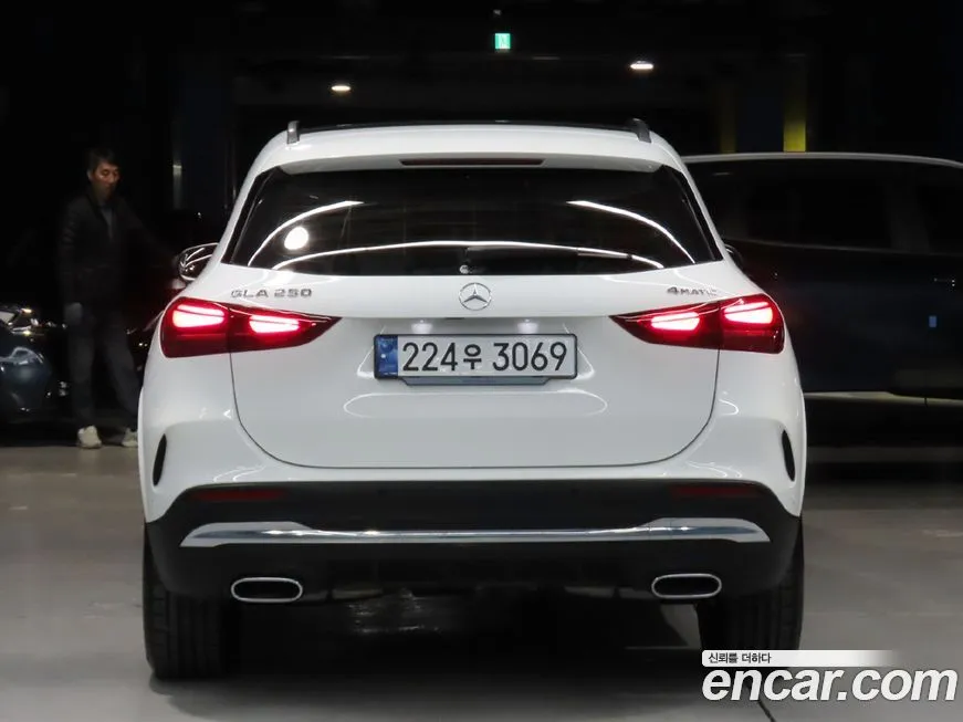 Mercedes-Benz GLA-Class — фото 2