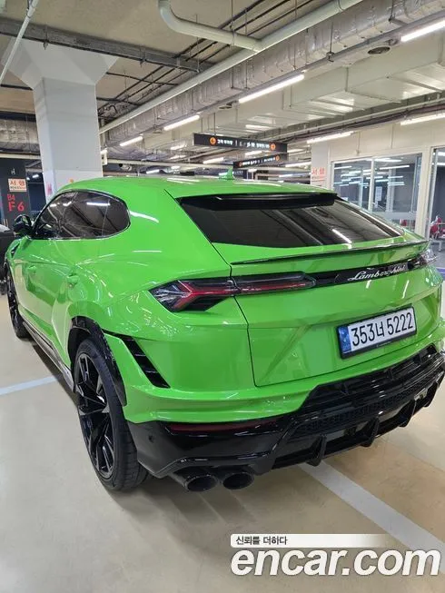Lamborghini Urus — фото 7