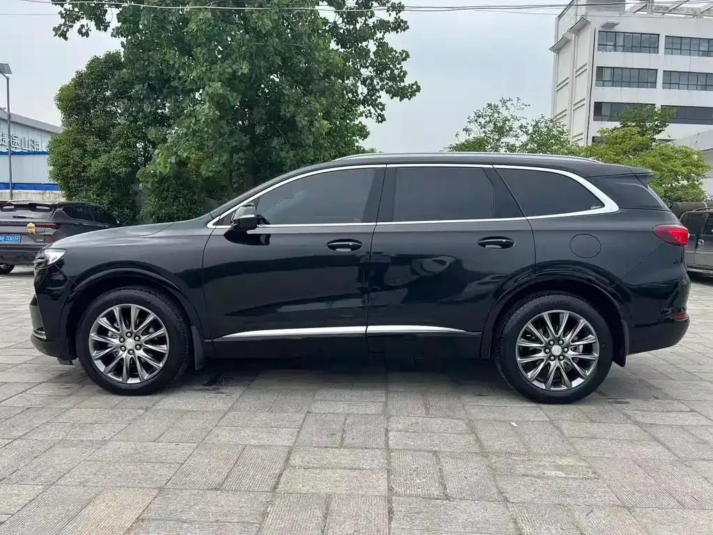 Buick Enclave — фото 9