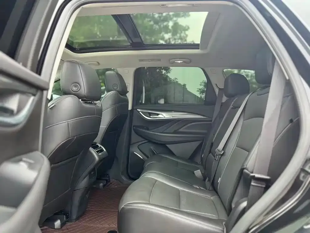 Buick Enclave — фото 2