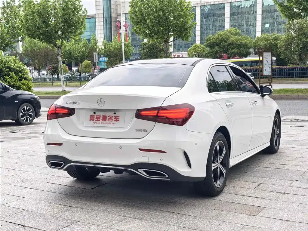 Mercedes-Benz A-Class — фото 9