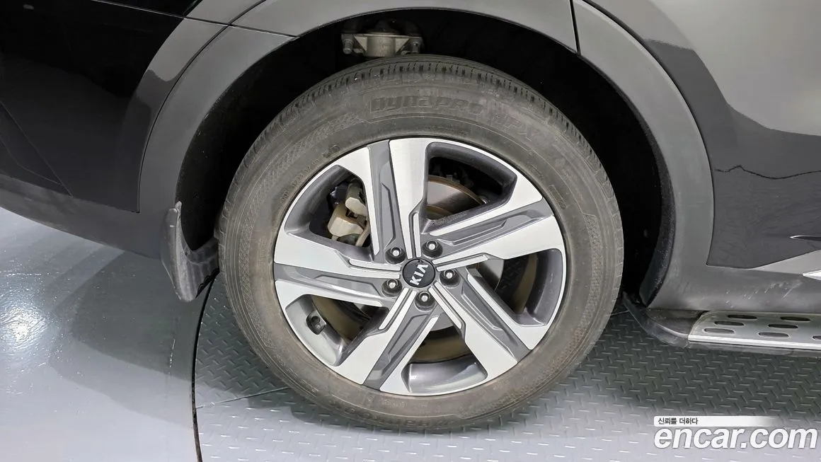 Kia Sorento — фото 4