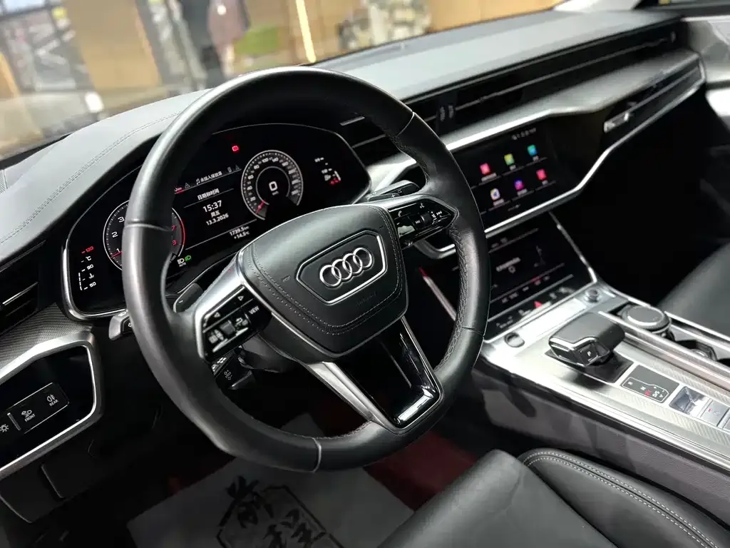 Audi A6L — фото 9