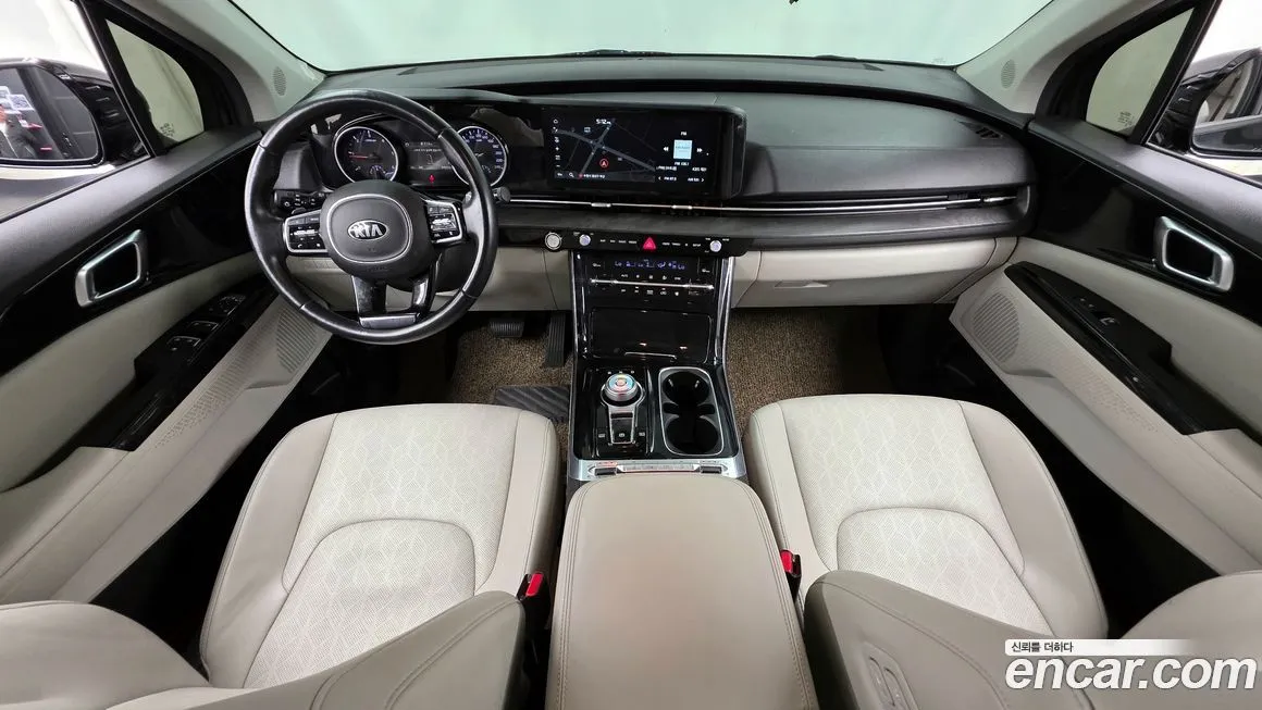 Kia Carnival — фото 7