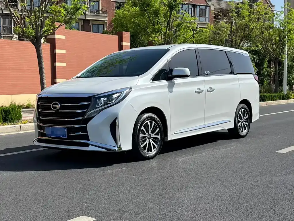 GAC Motor Trumpchi M8 — фото 1