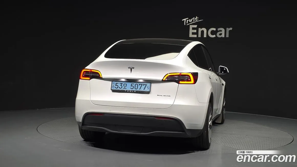 Tesla Model Y — фото 5
