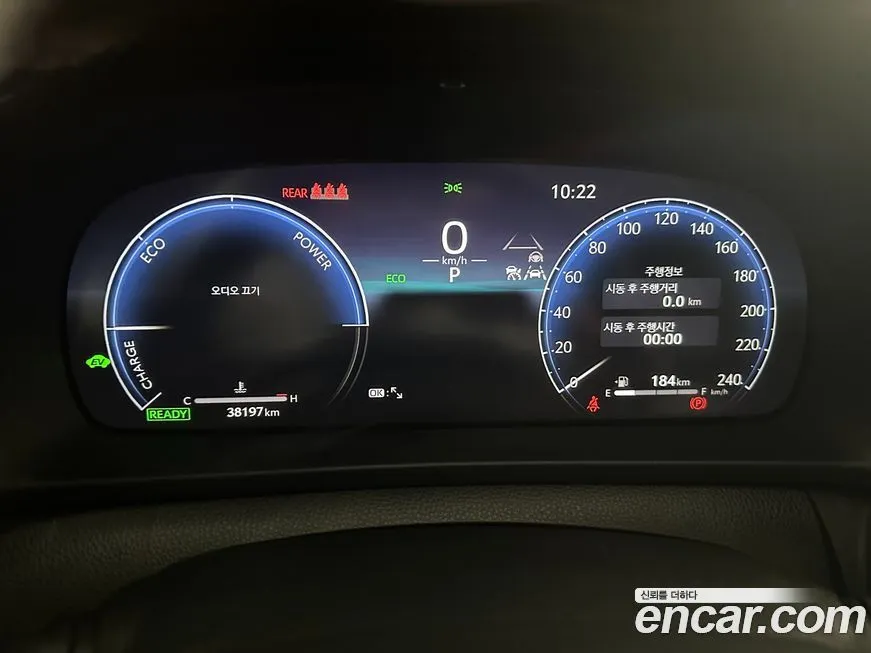 Toyota Crown — фото 4