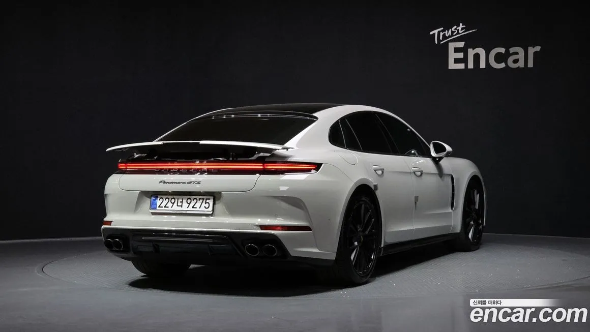Porsche Panamera — фото 5