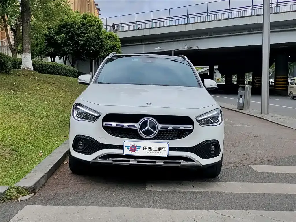 Mercedes-Benz GLA — фото 7