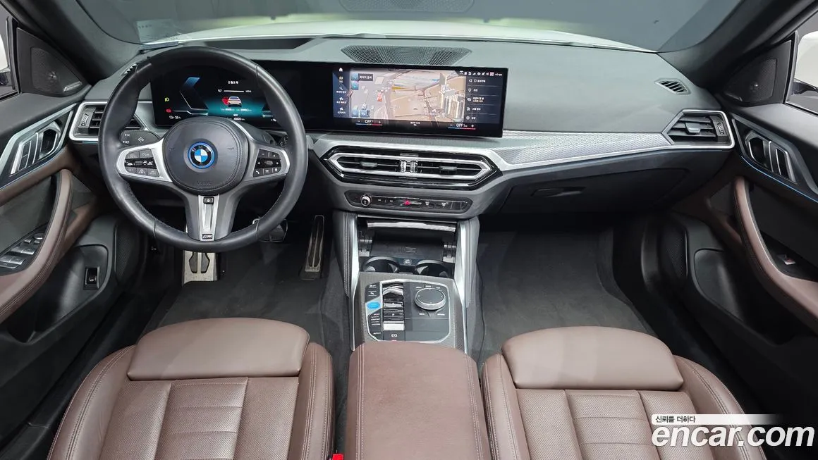 BMW i4 — фото 10