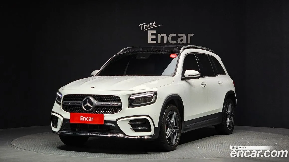 Mercedes-Benz GLB-Class — фото 1