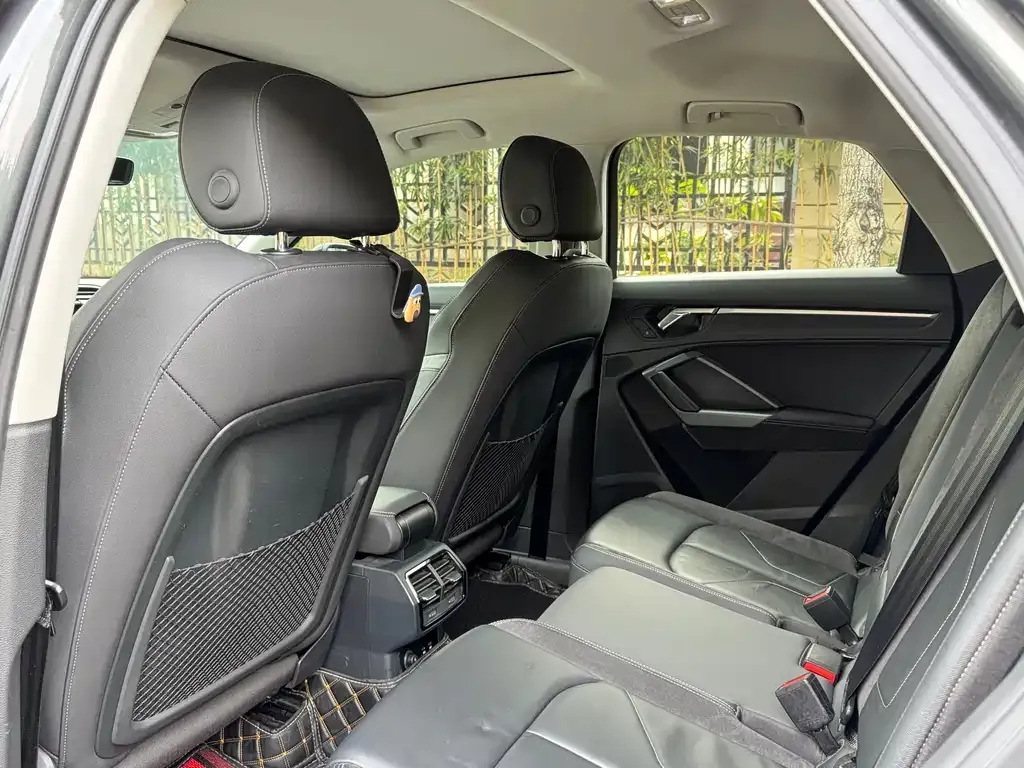 Audi Q3 Sportback — фото 4