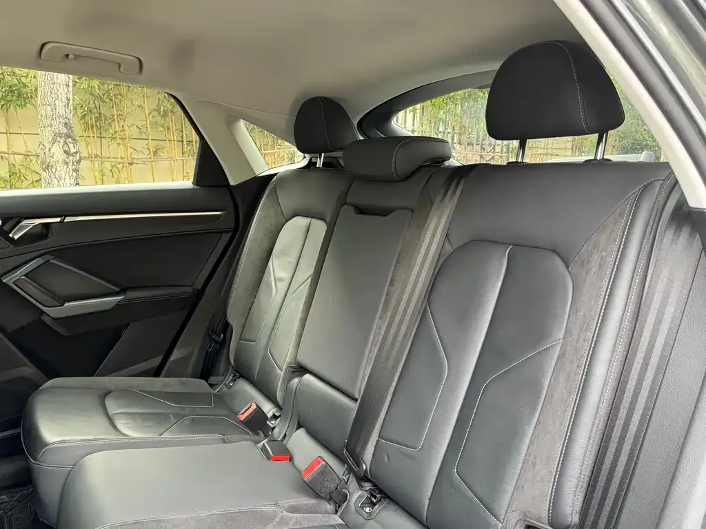 Audi Q3 Sportback — фото 5