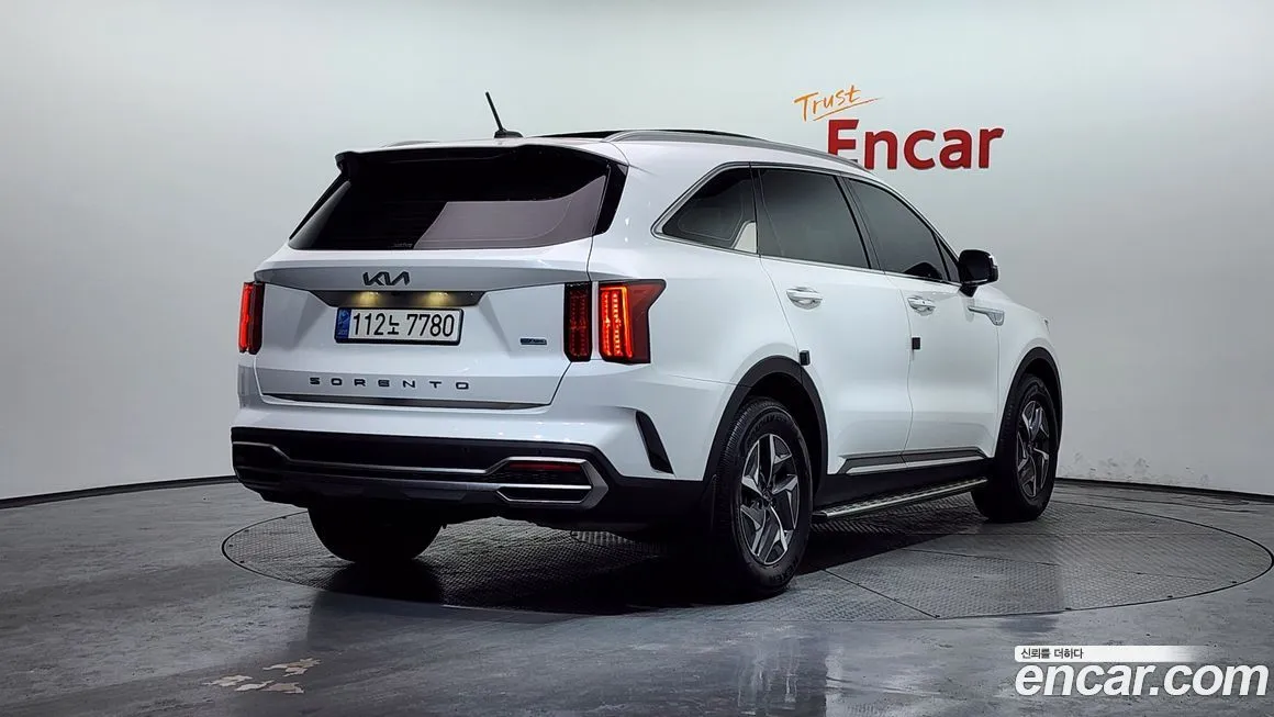 Kia Sorento — фото 4