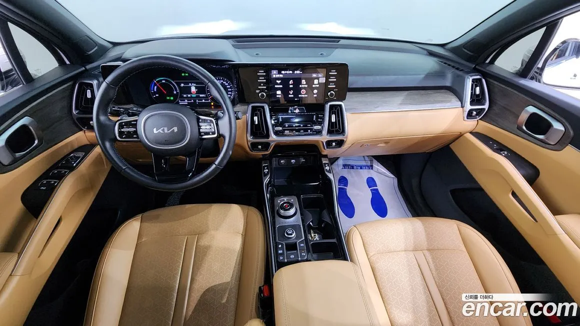 Kia Sorento — фото 8