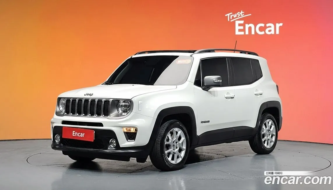 Jeep Renegade — фото 1