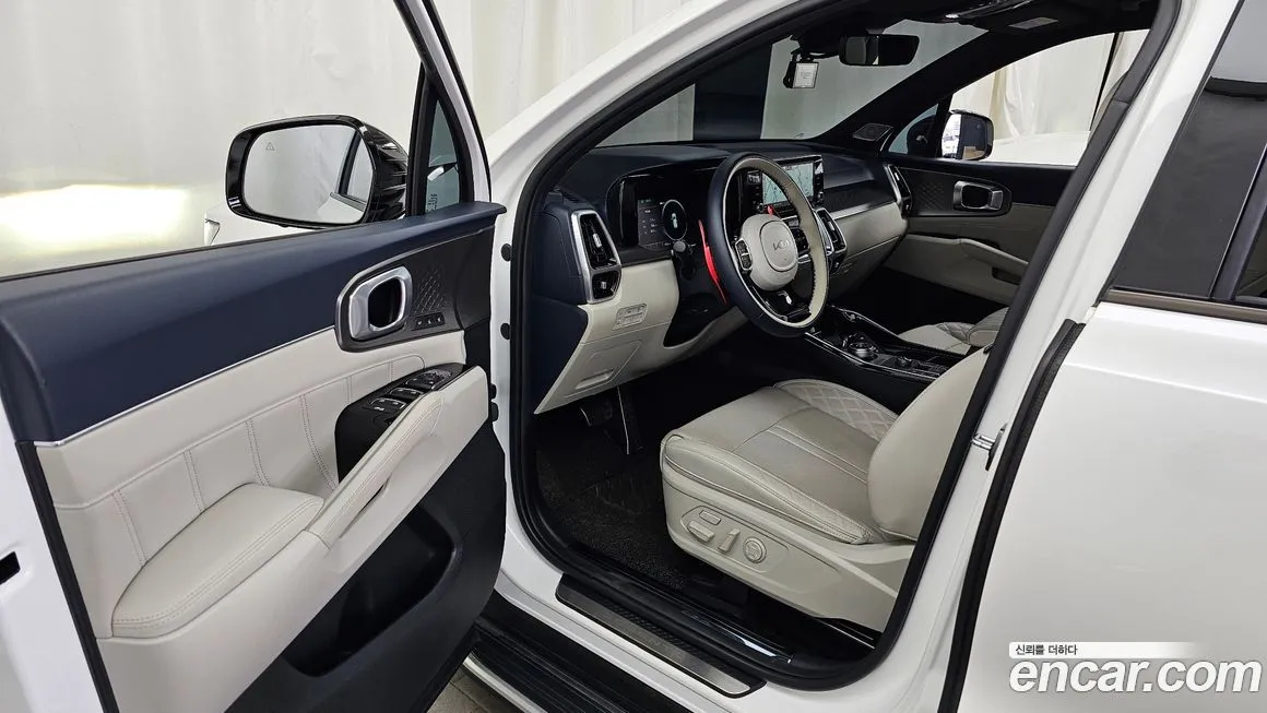 Kia Sorento — фото 8