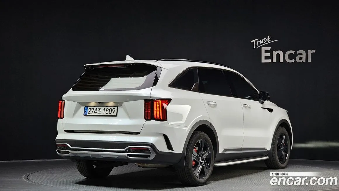 Kia Sorento — фото 10