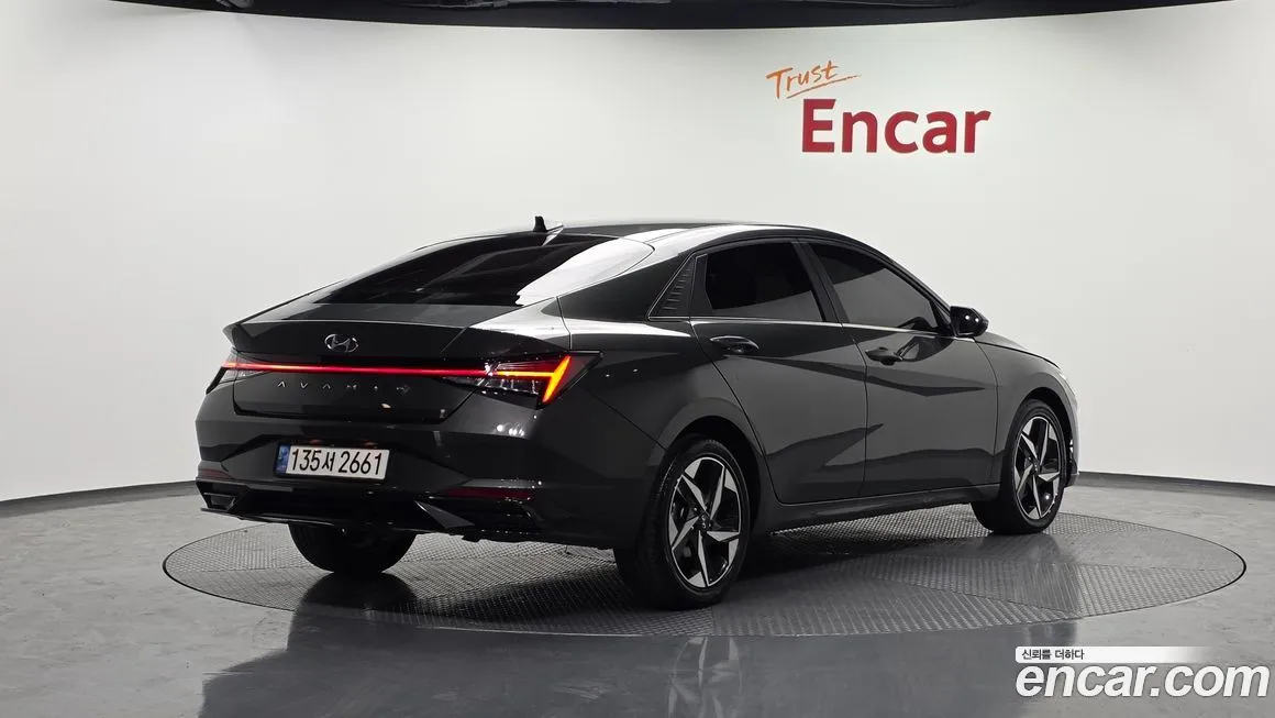 Hyundai AVANTE — фото 3